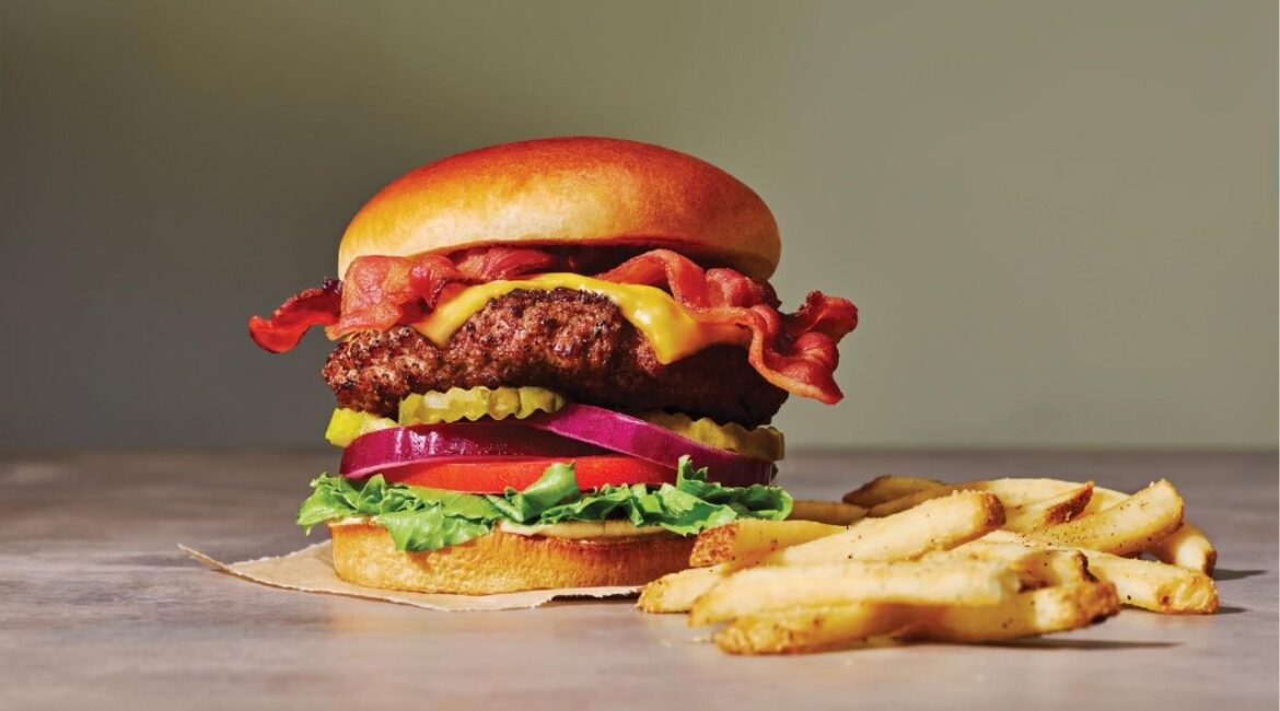 Applebee's Classic Bacon Cheeseburger is on special for National Cheeseburger Day. (USA Today Network via Reuters)