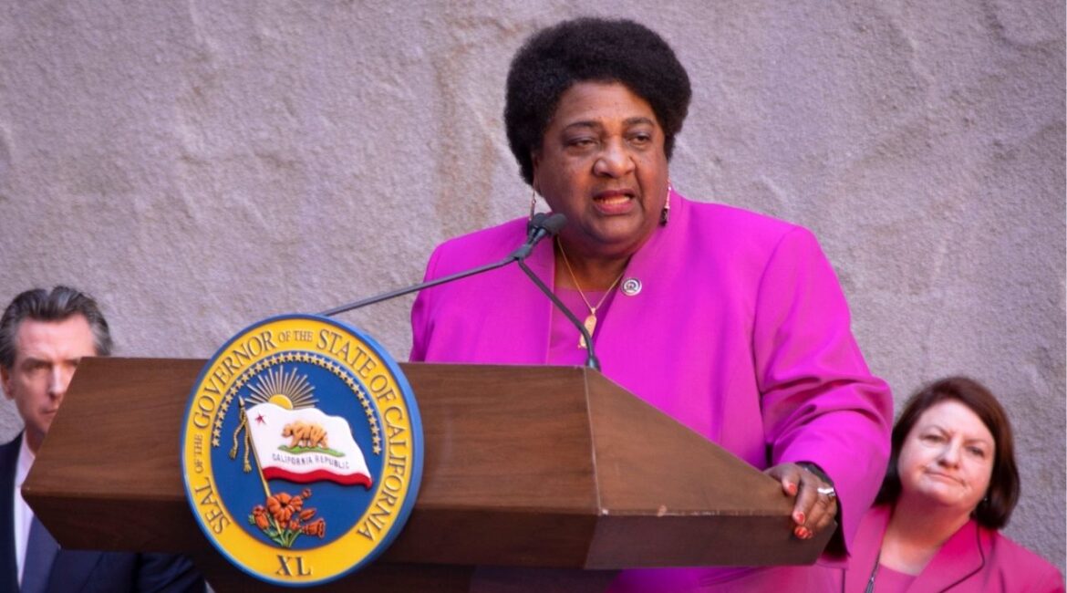 Assemblymember Shirley Weber gives a speech before California governor, Gavin Newsom signs her bill, AB 392 (USA Today Network via Reuters)