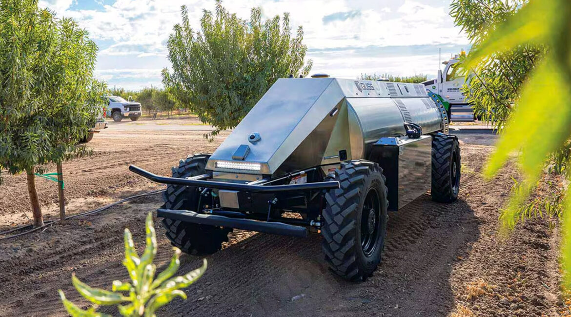GUSS Tractor
