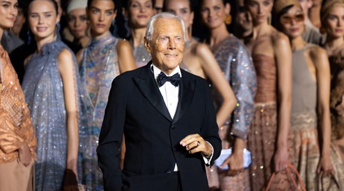 Giorgio Armani poses with models before presenting his Spring Summer 2025 collection in New York City, U.S., October 17, 2024. (Reuters File)
