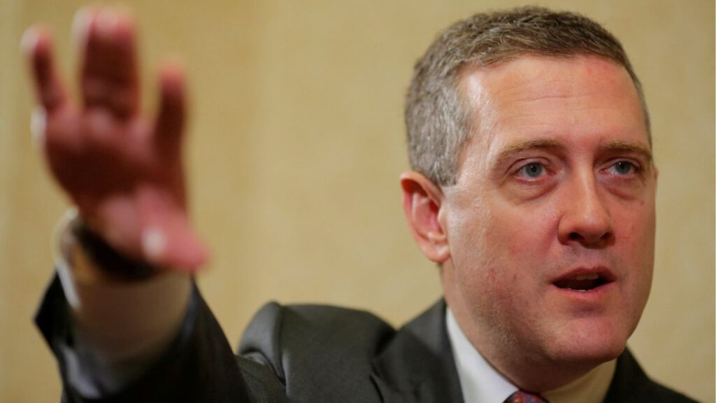 James Bullard, President of the St. Louis Federal Reserve Bank, speaks during an interview with Reuters in Boston, Massachusetts August 2, 2013. (Reuters File)