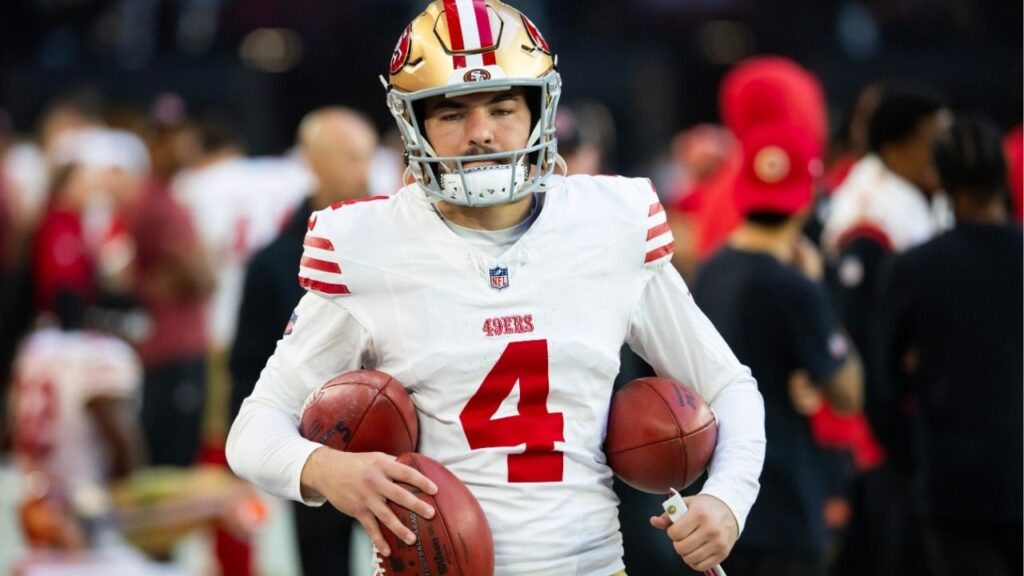 Jan 5, 2025; Glendale, Arizona, USA; San Francisco 49ers kicker Jake Moody (4) against the Arizona Cardinals at State Farm Stadium. (Mark J. Rebilas-Imagn Images)
