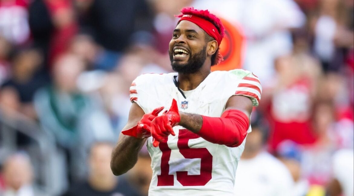 Jan 5, 2025; Glendale, Arizona, USA; San Francisco 49ers wide receiver Jauan Jennings (15) reacts after a fight against the Arizona Cardinals in the first half at State Farm Stadium (Mark J. Rebilas-Imagn Images)