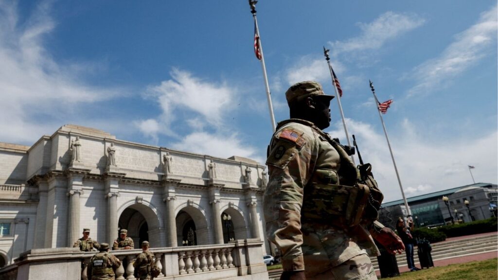Members of the National Guard patrol outside Union Station, weeks after U.S. President Donald Trump deployed the National Guard and ordered an increased presence of federal law enforcement to assist in crime prevention, in Washington, D.C., U.S., September 15, 2025. (Reuters/Daniel Becerril)