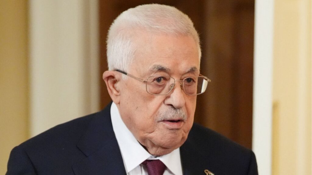 Palestinian President Mahmoud Abbas looks on, ahead of a meeting with British Prime Minister Keir Starmer in Downing Street, London, Britain, September 8, 2025. (Reuters File)Palestinian President Mahmoud Abbas looks on, ahead of a meeting with British Prime Minister Keir Starmer in Downing Street, London, Britain, September 8, 2025. (Reuters File)