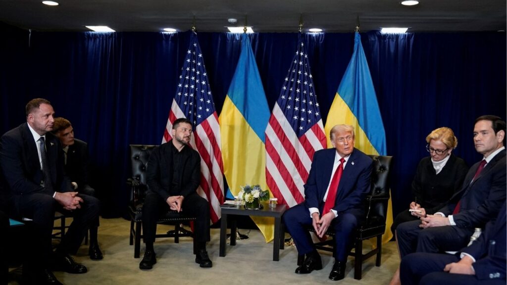 President Donald Trump meets with Ukrainian President Volodymyr Zelenskiy during the 80th United Nations General Assembly, in New York City, New York, U.S., September 23, 2025. (Reuters/Al Drago)