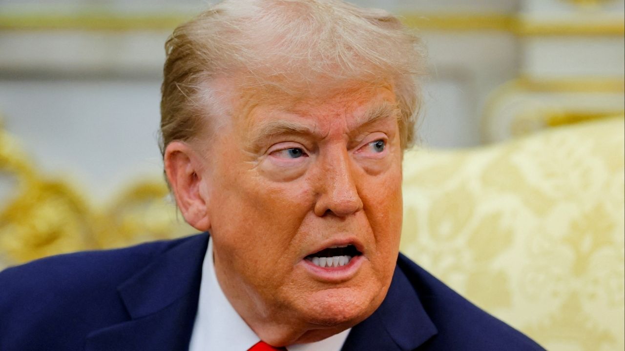 President Donald Trump reacts as he and the President of Poland Karol Nawrocki (not pictured) meet in the Oval Office at the White House in Washington, D.C., U.S., September 3, 2025. (Reuters/Brian Snyder)
