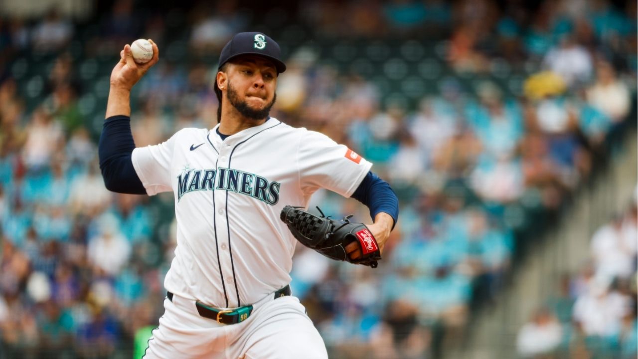 Seattle Mariners starting pitcher Luis Castillo (58) throws against the Texas Rangers during the first inning at T-Mobile Park in Seattle, Washington. (Kitsap Sun via Reuters)