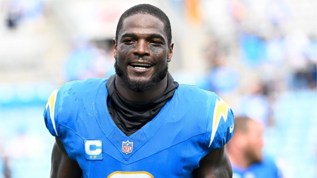 Sep 15, 2024; Charlotte, North Carolina, USA; Los Angeles Chargers linebacker Denzel Perryman (6) after the game at Bank of America Stadium. (Bob Donnan-Imagn Images)