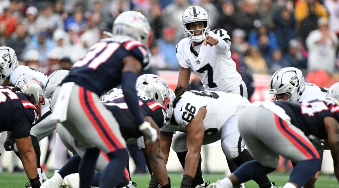 Sep 7, 2025; Foxborough, Massachusetts, USA; Las Vegas Raiders quarterback Geno Smith (7) during the second half at Gillette Stadium. (Brian Fluharty-Imagn Images)