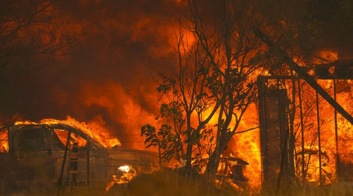 Wildfire Ravages Chinese Camp