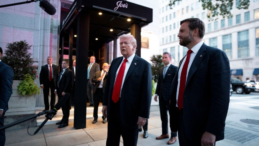 Protesters Call Trump 'Hitler of Our Time' Outside DC Restaurant