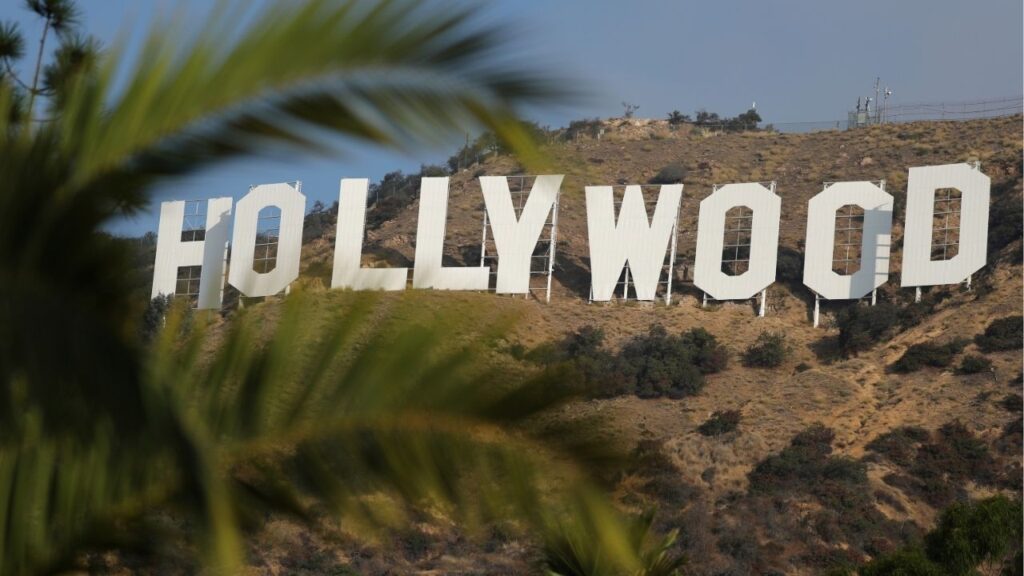 The Hollywood sign is seen in Hollywood, Los Angeles, California, U.S. October 19, 2017. (Reuters/Lucy Nicholson)
