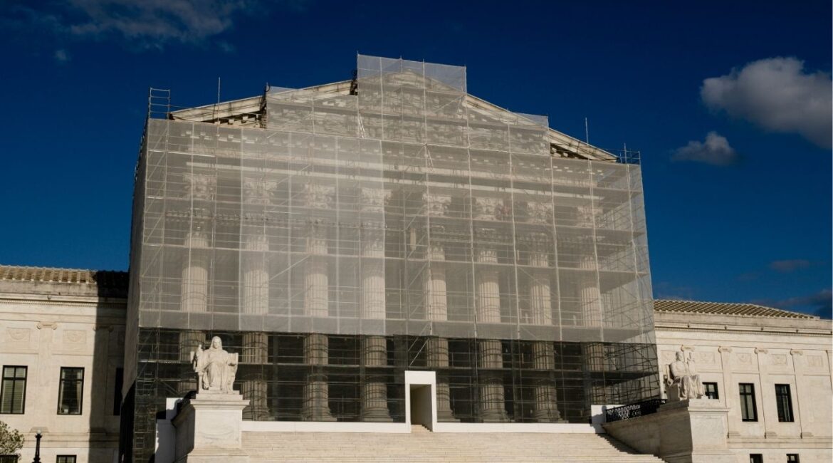 The U.S. Supreme Court in Washington, Sept. 9, 2025. The Trump administration on Friday asked the Supreme Court to uphold President Trump’s executive order ending birthright citizenship, the long-held principle that children born on American soil are automatically citizens.(Tierney L. Cross/The New York Times)