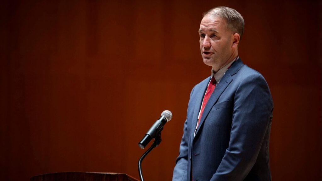 Tobias Read is sworn in as Secretary of State on Monday, Jan. 6, 2025 at Willamette University in Salem, Ore. Read formerly served as Oregon State Treasurer. (USA Today Network via Reuters)