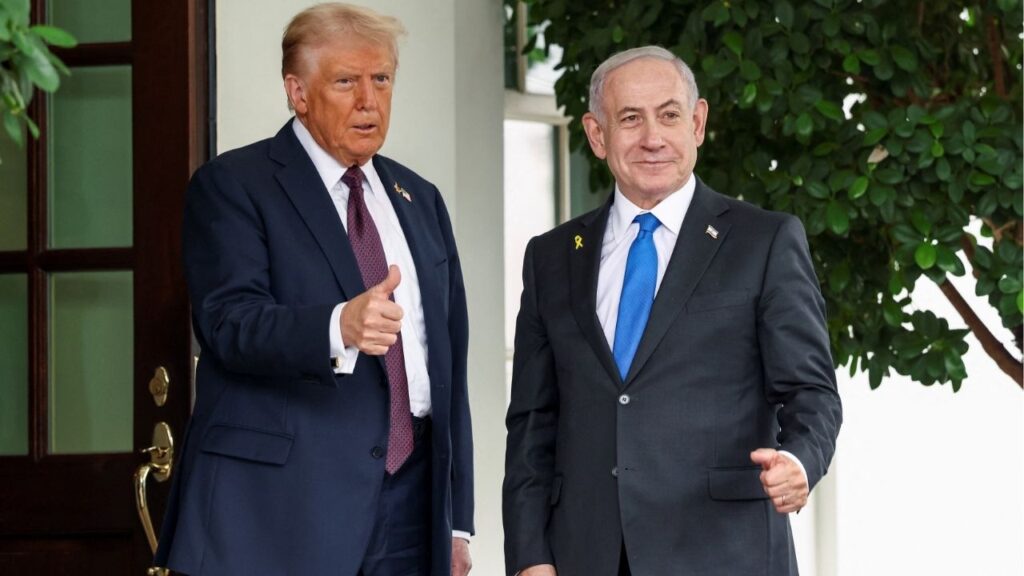 U.S. President Donald Trump greets Israeli Prime Minister Benjamin Netanyahu at the White House in Washington, D.C., U.S., September 29, 2025. (Reuters/Kevin Lamarque)