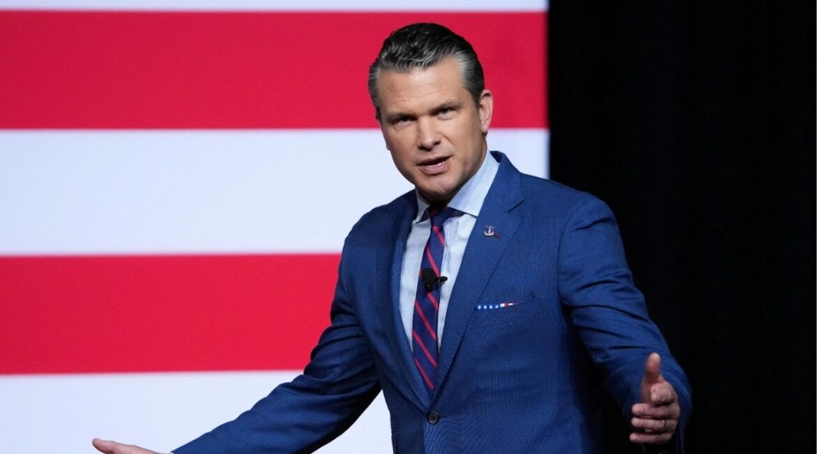 U.S. Secretary of War Pete Hegseth speaks to senior military leaders at Marine Corps Base Quantico, Virginia, U.S., September 30, 2025. Andrew Harnik/Pool via REUTERS