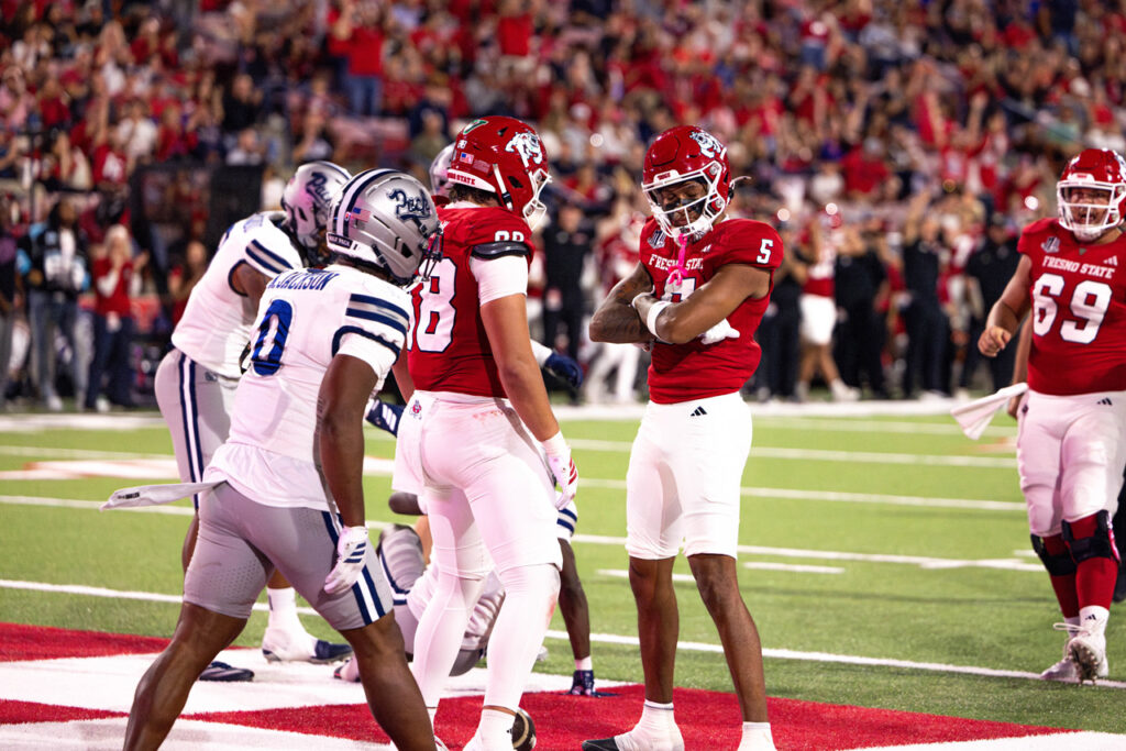 Nevada Wolf Pack at Fresno State Bulldogs Football