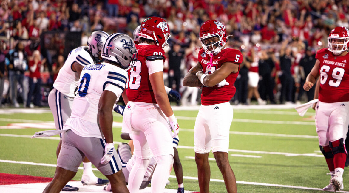 Nevada Wolf Pack at Fresno State Bulldogs Football