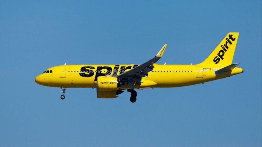 A Spirit commercial airliner prepares to land at San Diego International Airport in San Diego, California, U.S., January 18, 2024. (Reuters/Mike Blake)