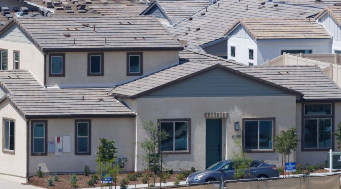 A construction worker works at a Lennar residential housing development called Junipers in San Diego, California, U.S., June 18, 2024. (Reuters/Mike Blake)
