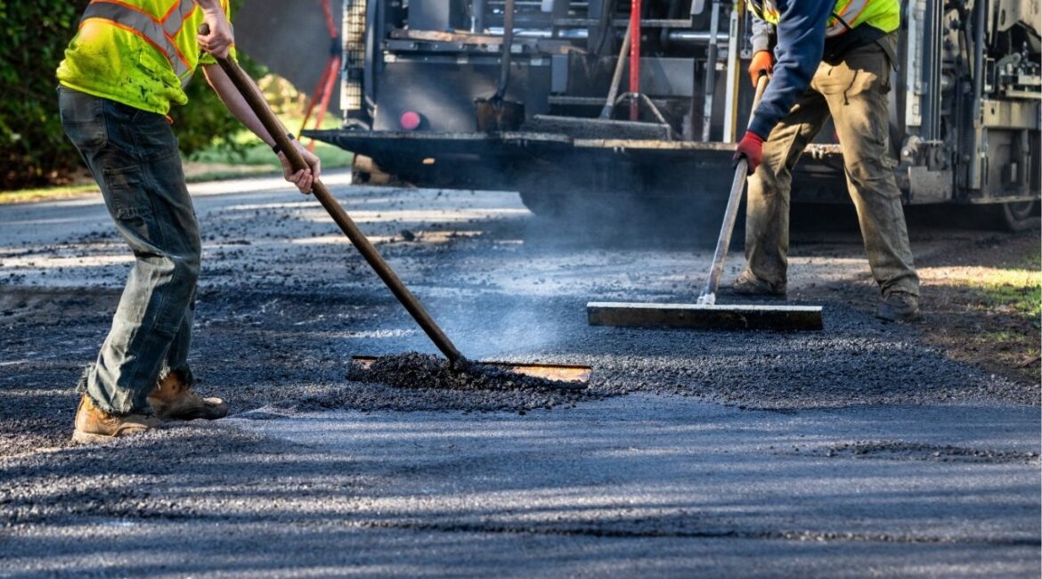 Fresno will close the Shaw and Brawley intersection overnight starting Sunday, Oct. 12, 2025, for repaving as part of the city’s Pave More Now initiative. (Shutterstock)