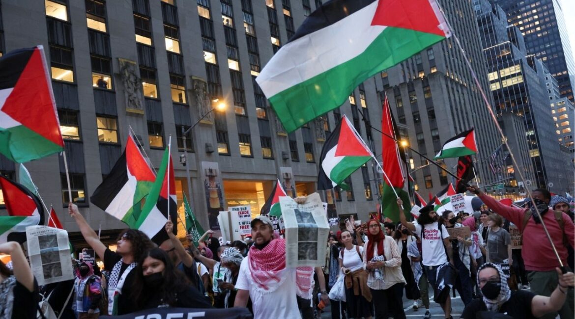 Demonstrators attend a pro-Palestinian protest on the day of the two-year anniversary of the attack on Israel by Hamas, in New York City, U.S., October 7, 2025. (Reuters/Shannon Stapleton)