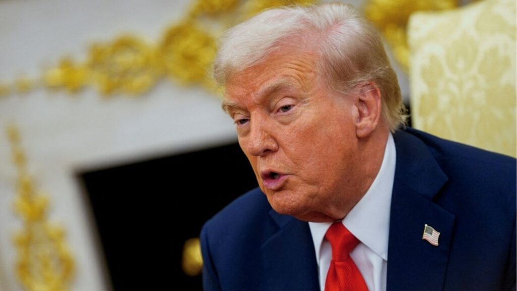 President Donald Trump participates in a bilateral meeting with Finland's President Alexander Stubb (not pictured), in the Oval office at the White House in Washington, D.C., U.S., October 9, 2025. (Reuters/Nathan Howard)