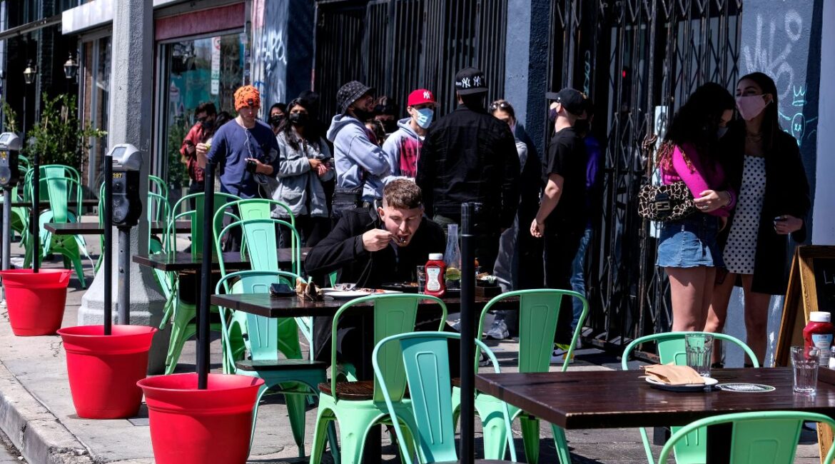 Sidewalk Dining