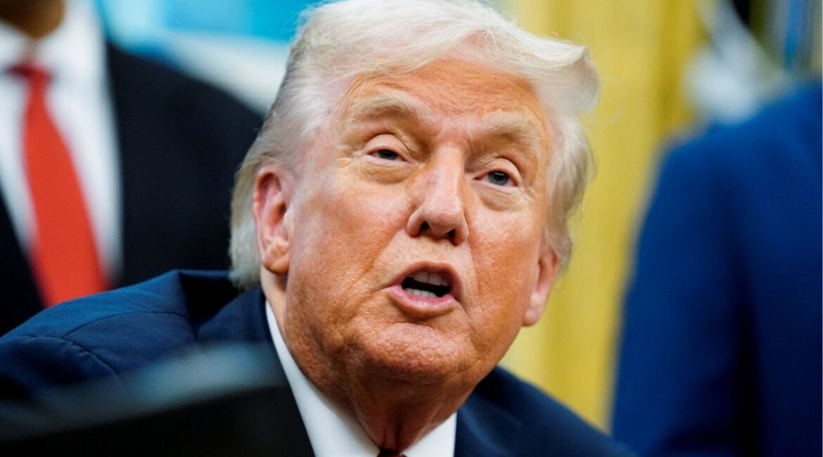 U.S. President Donald Trump speaks in the Oval Office, on the day he signs an executive order on AI and pediatric cancer research, at the White House, Washington, D.C., U.S., September 30, 2025. (Reuters/Nathan Howard)