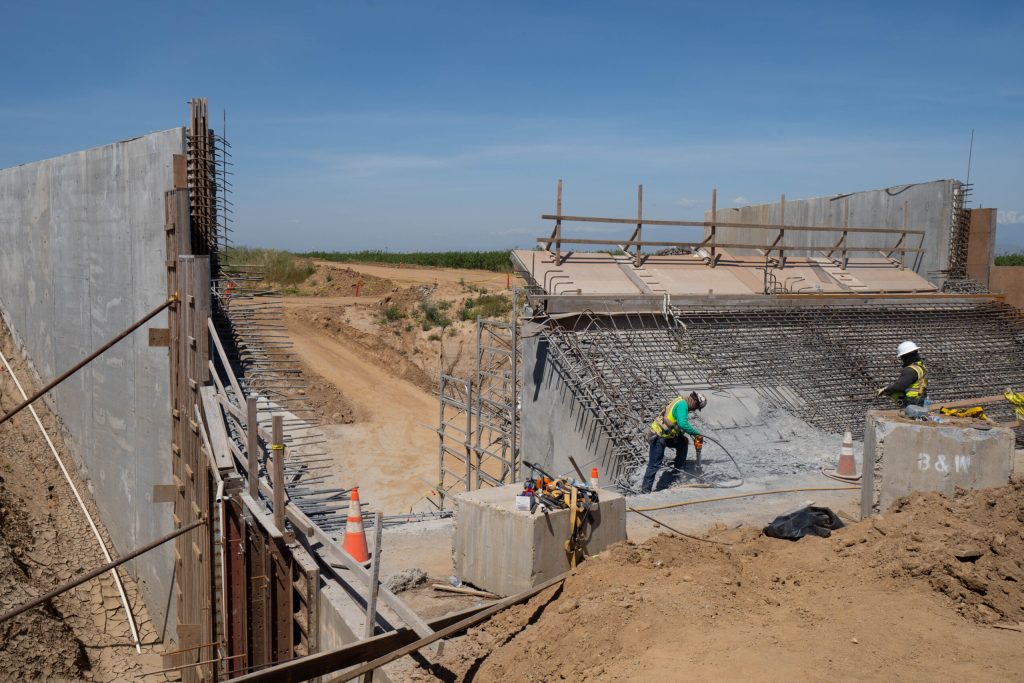 Friant-Kern Canal Construction