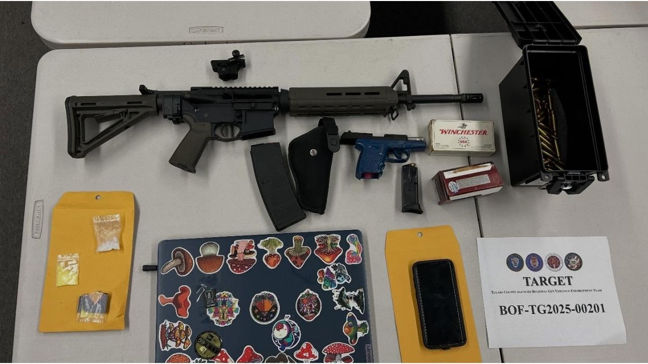 A Visalia parolee was arrested Wednesday, Nov. 26, 2025, after a compliance search turned up methamphetamine, a ghost AR-15 rifle, a pistol and hundreds of rounds of ammunition, police said. (Visalia PD)