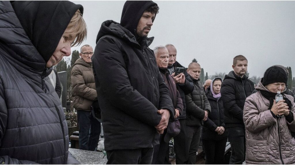 A funeral for victims of a Russian missile attack that killed at least 39 people in Ternopil, Ukraine, Nov. 23, 2025. Russia launched a large-scale attack on Ukraine on Tuesday, as American and Russian officials held talks in Abu Dhabi about President Trump’s peace plan and Ukraine indicated that President Volodymyr Zelenskyy was prepared to go to Washington to finalize a deal. (Mauricio Lima/The New York Times)