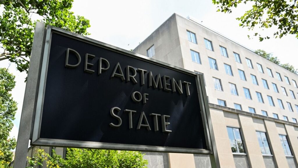 A general view of a U.S. State Department sign outside the U.S. State Department building in Washington, D.C., U.S., July 11, 2025. (Reuters/Annabelle Gordon)