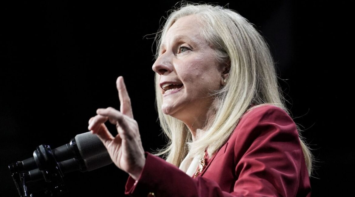 Democrat Abigail Spanberger gives her victory speech over Republican Winsome Earle-Sears in Virginia's race for governor in Richmond, Virginia, U.S. November 4, 2025. (Reuters/Jay Paul)