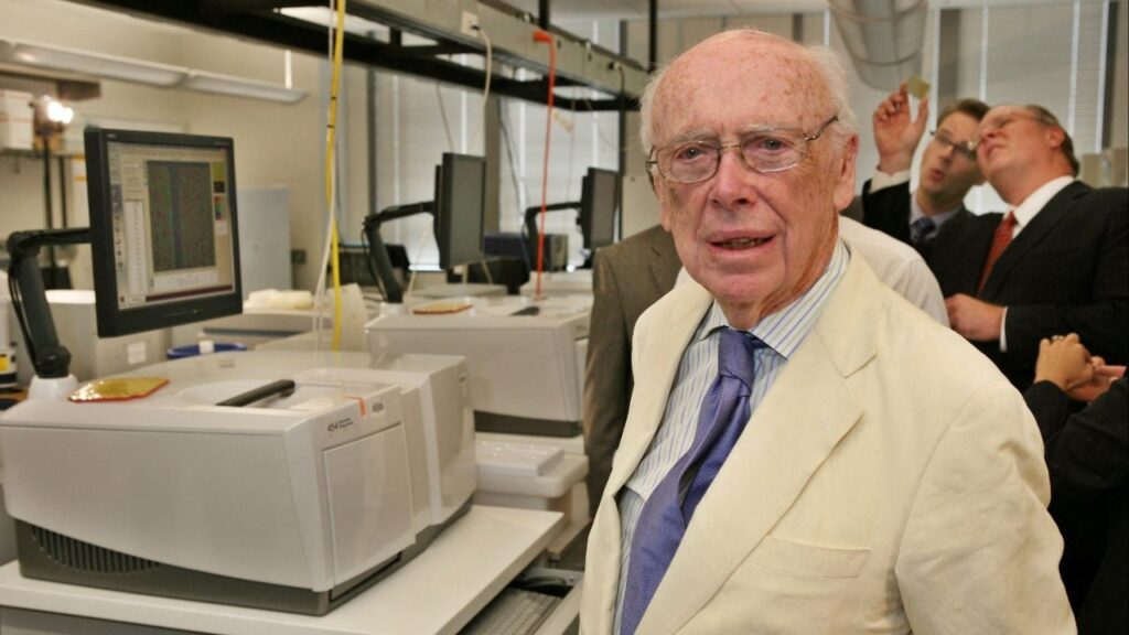 James D. Watson, co-discoverer of the DNA helix and father of the Human Genome Project, stands inside a laboratory at the Baylor College of Medicine's Human Genome Sequencing Center in Houston May 31, 2007. (Reuters File)
