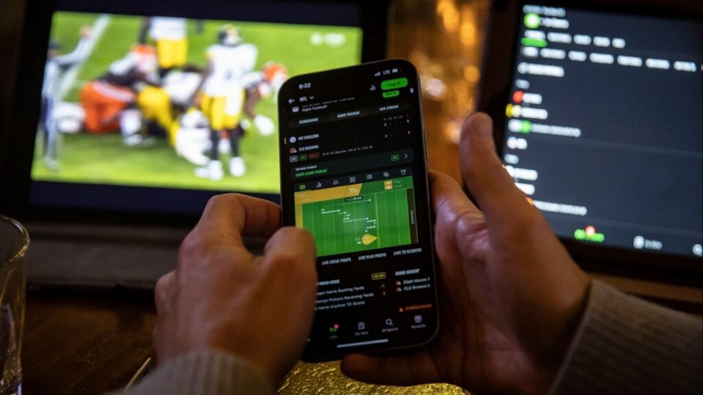 Online sports betting is monitored at the Brazen Tavern in New York, Nov. 21, 2024. Professional sports has been rattled by federal indictments involving illegal gambling schemes that accuse NBA and Major League Baseball players of manipulating their performances to set up fraudulent bets on nearly invisible nuances of games. (Dave Sanders/The New York Times)