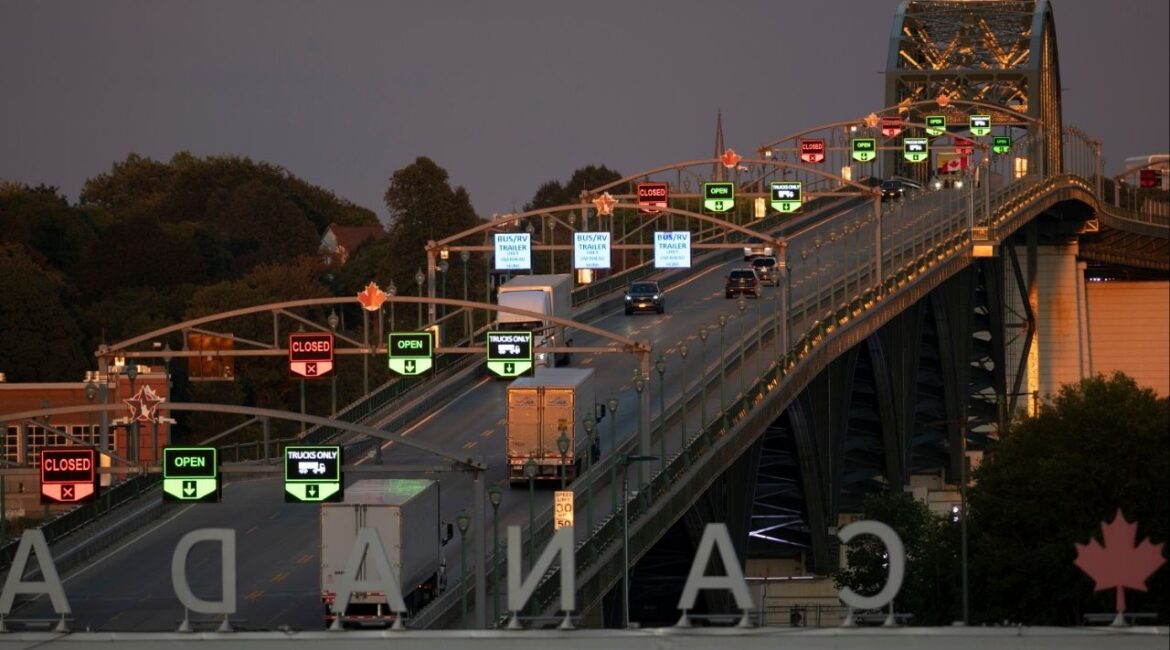 The Peace Bridge port of entry between Canada and the U.S. in Fort Erie, Ontario, Canada, Sept. 2, 2025. Canadians are keeping up their efforts to boycott travel to the United States, with air travel from the country dropping last month by nearly 24 percent, and car travel by more than 30 percent compared with the same time last year, according to data released Wednesday, Nov. 12, by Canada’s statistics office. (Ian Willms/The New York Times)