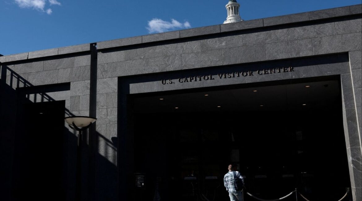 The U.S. Capitol visitor center remains closed more than a month into the continuing U.S. government shutdown on Capitol Hill in Washington, D.C., U.S., November 6, 2025. (Reuters/Evelyn Hockstein)