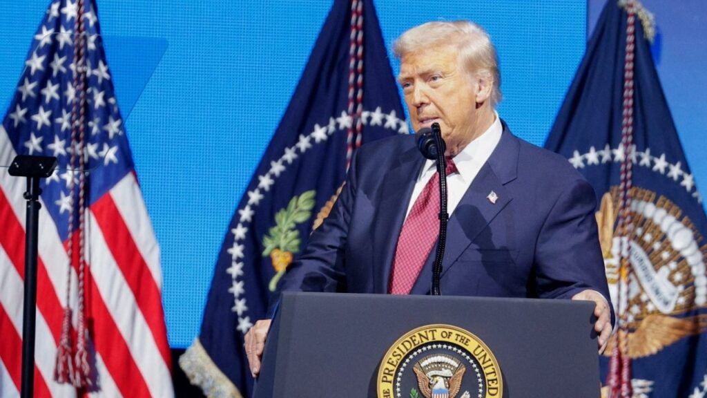 U.S. President Donald Trump delivers remarks at the America Business Forum in Miami, Florida, U.S., November 5, 2025. (Reuters/Marco Bello)