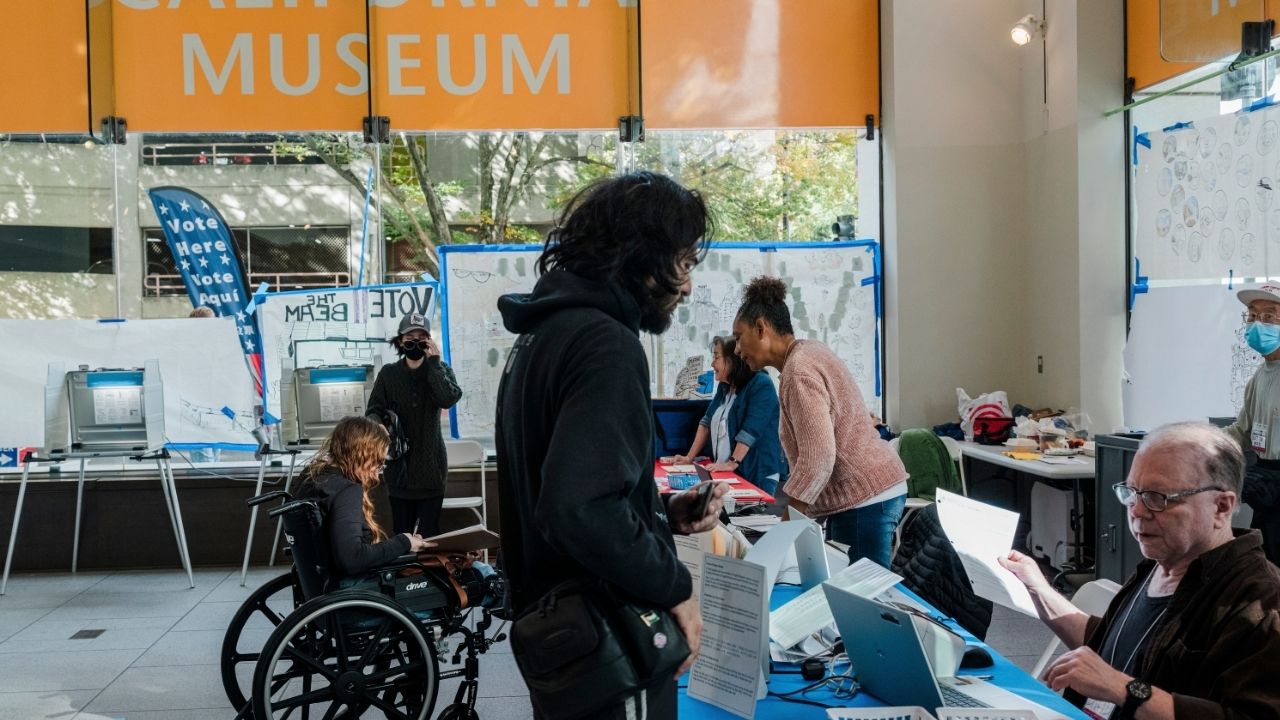 Voters cast their ballots at The California Museum polling site for the Proposition 50 ballot measure in Sacramento, Calif., Nov. 4, 2025. A redistricting arms race, started by President Donald Trump’s push to redraw Texas maps in Republicans’ favor, continues, but it may be reaching its limits. (Gabriela Bhaskar/The New York Times)