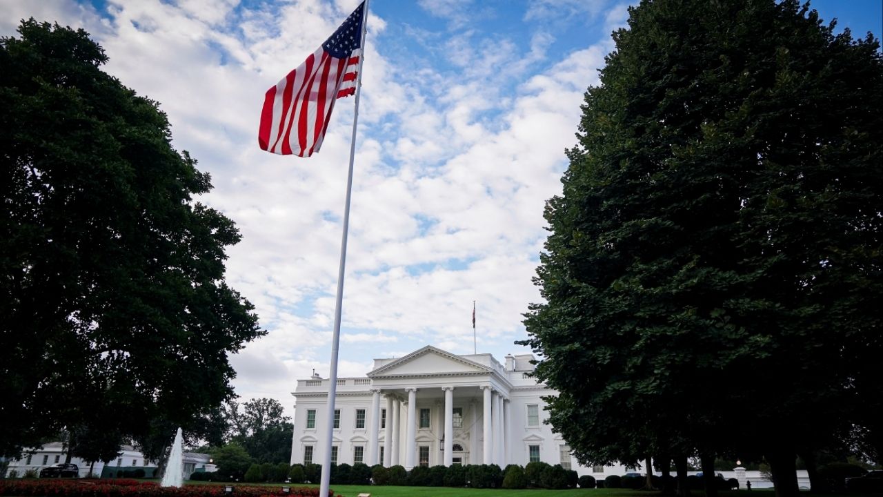 A general view of the White House in Washington, D.C., U.S., July 20, 2025. (Reuters/Al Drago)