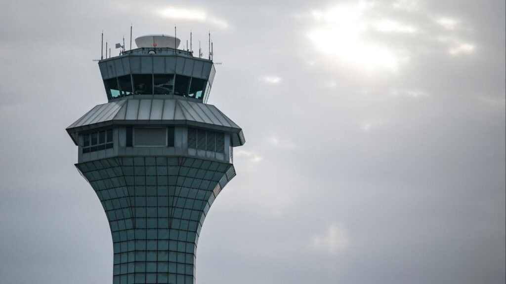 A view of the air traffic control tower at O’Hare International Airport in Chicago, Illinois, U.S., January 11, 2023. (Reuters/Jim Vondruska)