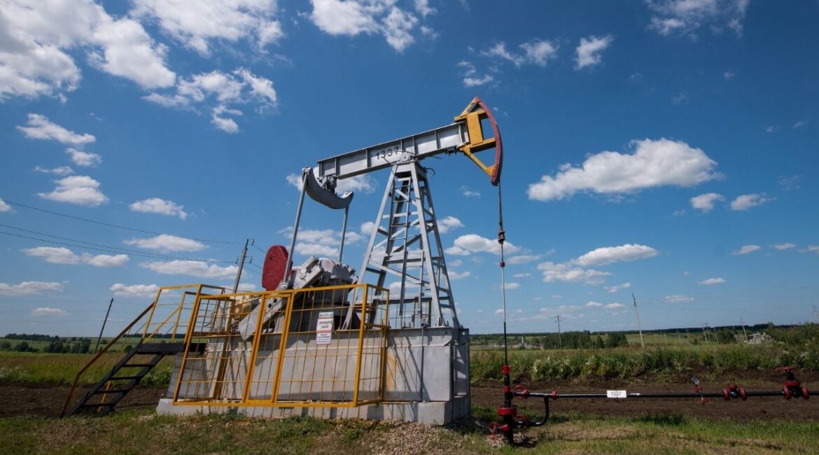 A view shows an oil pump jack outside Almetyevsk, in the Republic of Tatarstan, Russia July 14, 2025. (Reuters File)