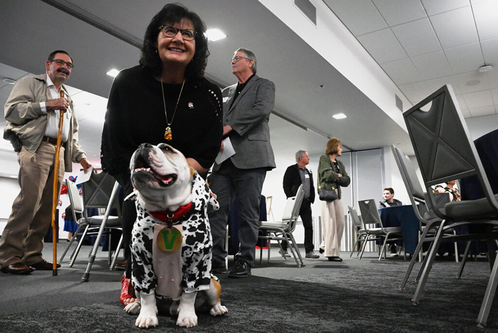 Alcidia Freitas Gomes and Victor E. Bulldog IV