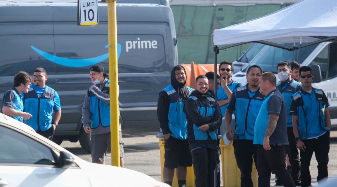 Amazon’s revived holiday feature lets customers send their delivery driver a $5 bonus simply by saying or typing “Thank My Driver.” (Shutterstock)