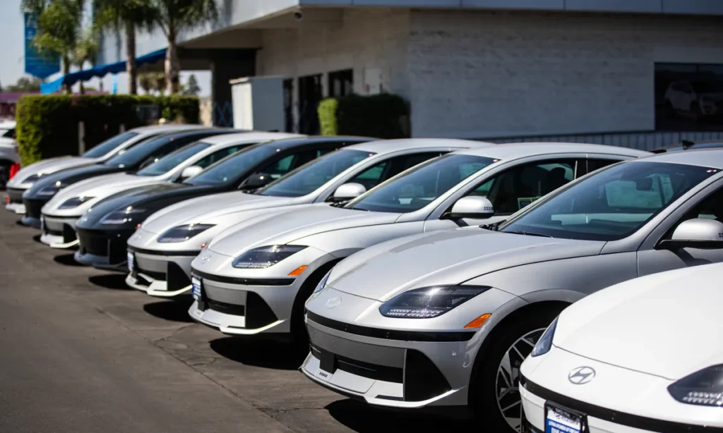 Image of Hyundai models lined up at a Fresno car dealership