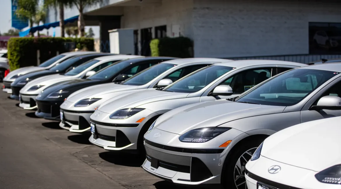 Image of Hyundai models lined up at a Fresno car dealership