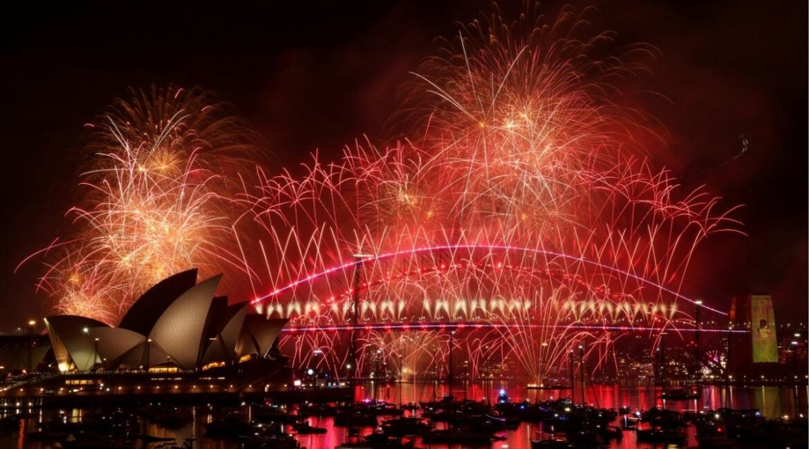 Fireworks explode over Sydney Harbour Bridge to mark the New Year in Sydney, Australia, January 1, 2026. (Reuters/Hollie Adams)