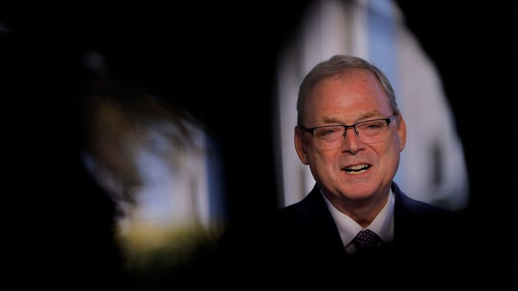 Kevin Hassett, director of the National Economic Council, is interviewed, after the Labor Department's Bureau of Labor Statistics released an employment report for August, outside the White House in Washington, D.C., U.S., September 5, 2025. (Reuters/Brian Snyder)